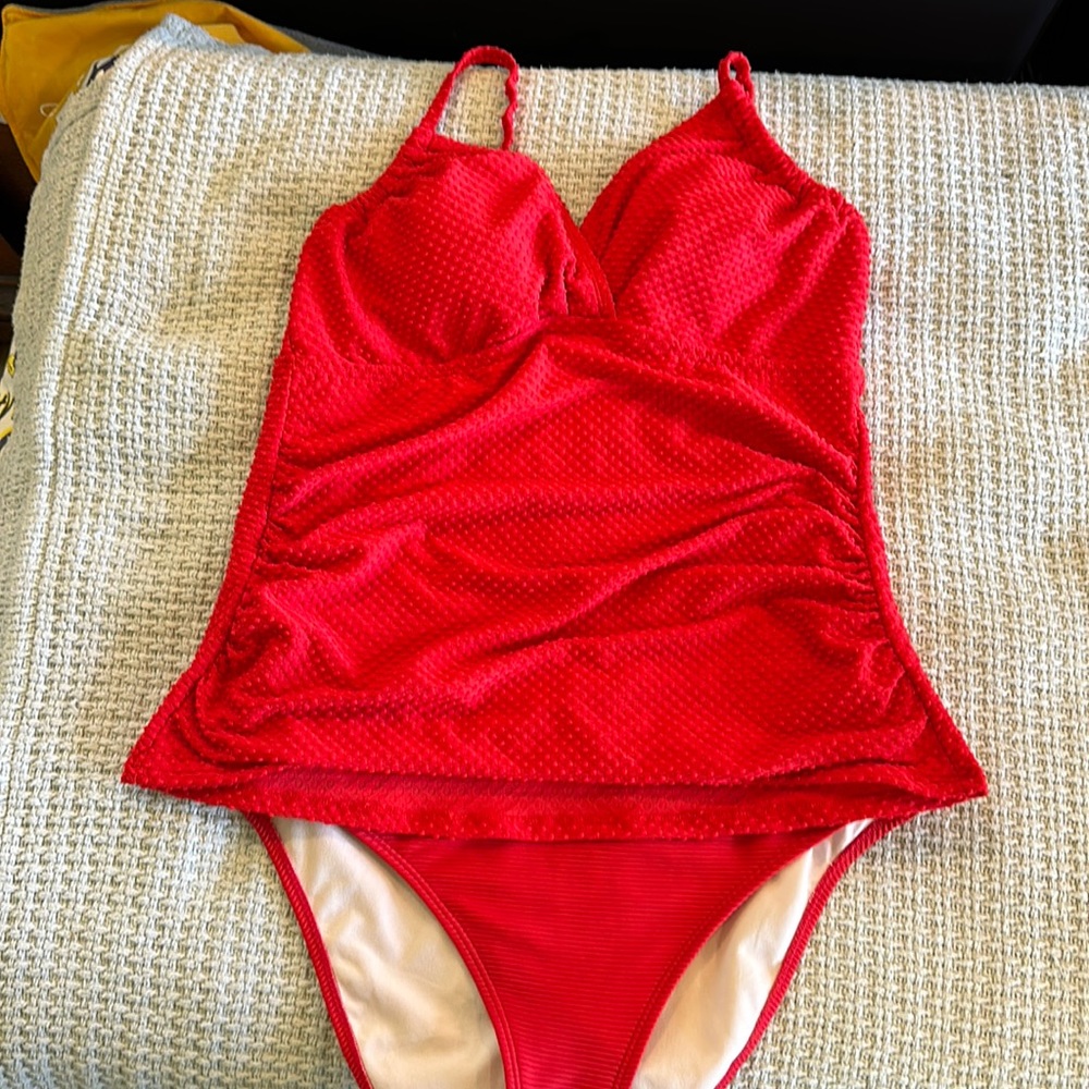 Tankini.  Crown & Ivy top size large bottoms true Craft size XL.